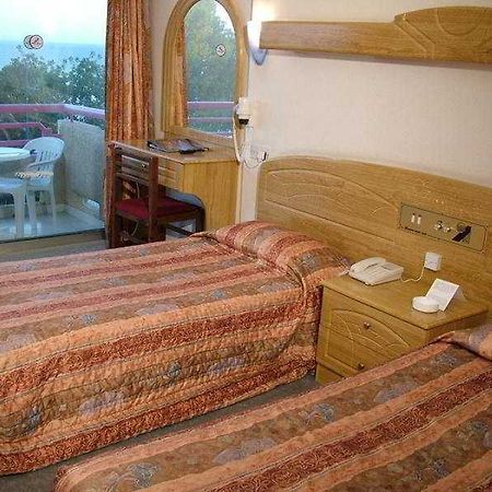 Arsinoe Beach Hotel Limassol Exterior foto