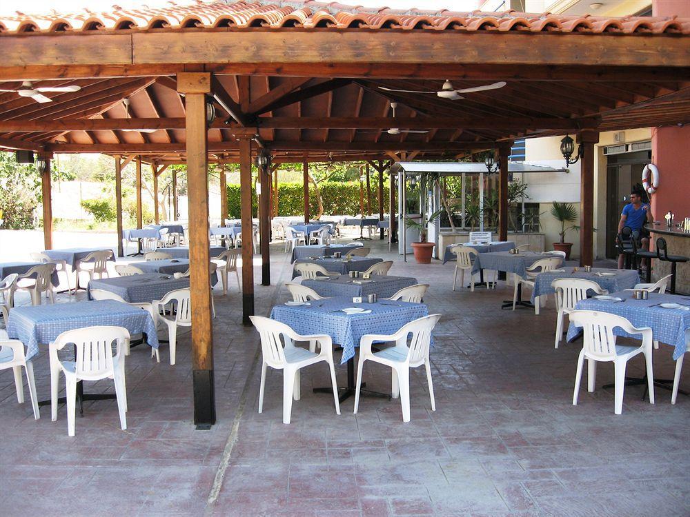 Arsinoe Beach Hotel Limassol Exterior foto